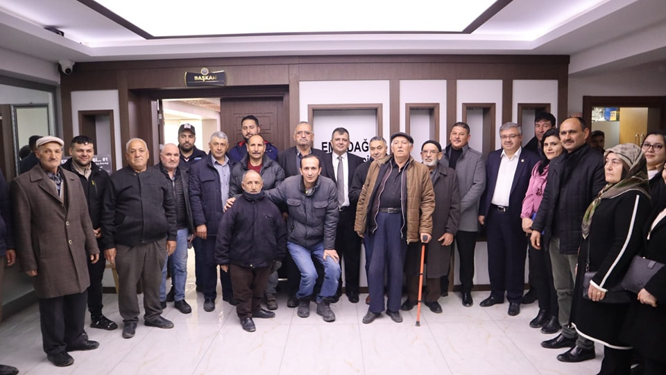 Milletvekilimiz İbrahim Yurdunuseven Ve Vatandaşlarımızdan Belediye Başkanımız Serkan Koyuncu’ya Ziyaret