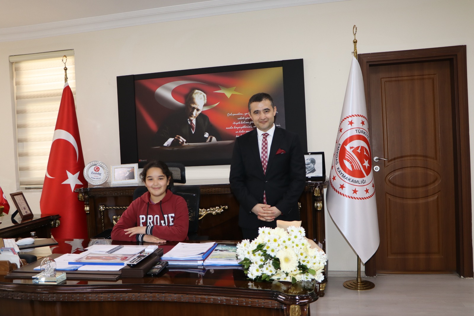 Emirdağ Anadolu İmam Hatip Ortaokulu Öğrencileri Kaymakam Bilici’yi Ziyaret Etti