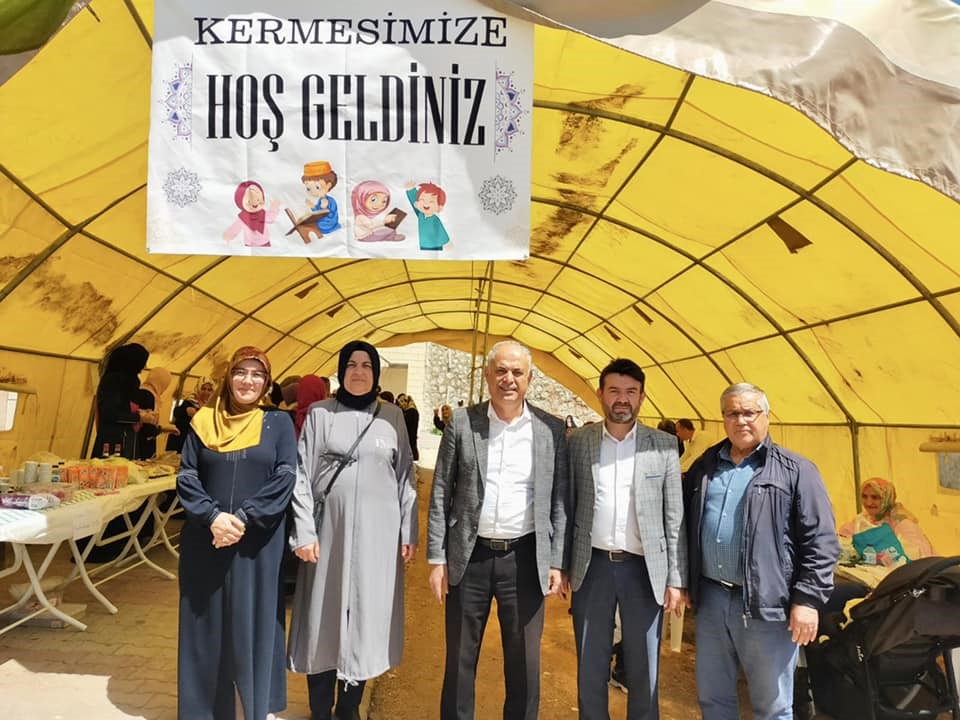 Bilecik Belediyeler Birliği Başkanı Mustafa Yaman, Kur'an Kursu öğrencilerini unutmadı!