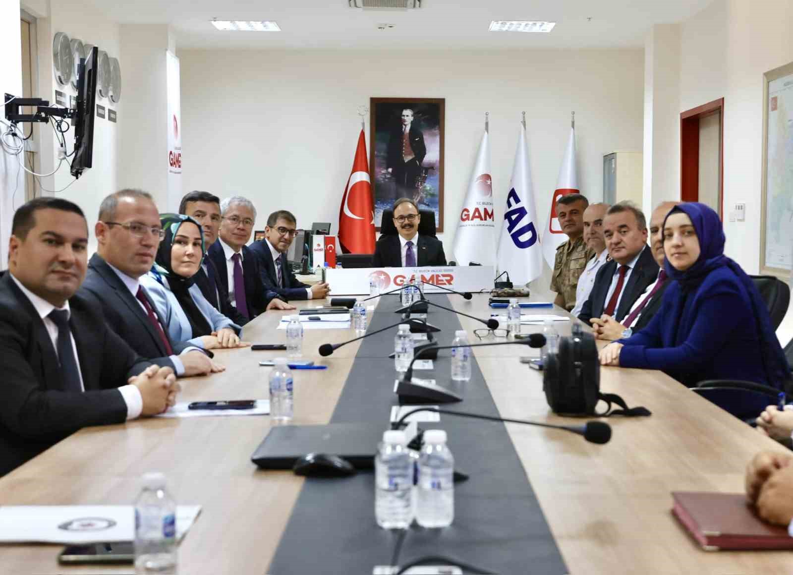 Bilecik'te 'İl Güvenlik ve Asayiş Toplantısı' yapıldı.