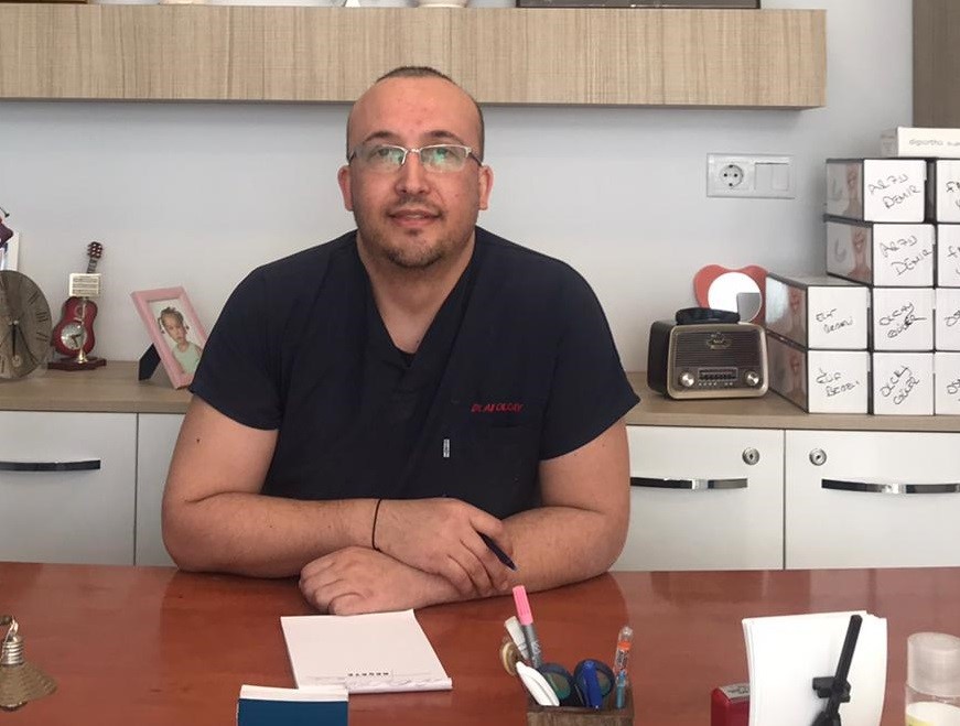 CHP'li Meclis Üyesi Ali Olcay İmar Komisyonu'ndan istifa etti.