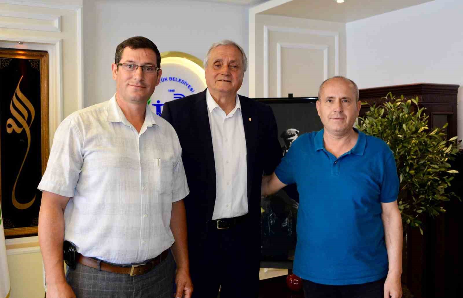 Bozüyük Belediye Başkanı ve Cihangazi Köyü Muhtarı Buluştu