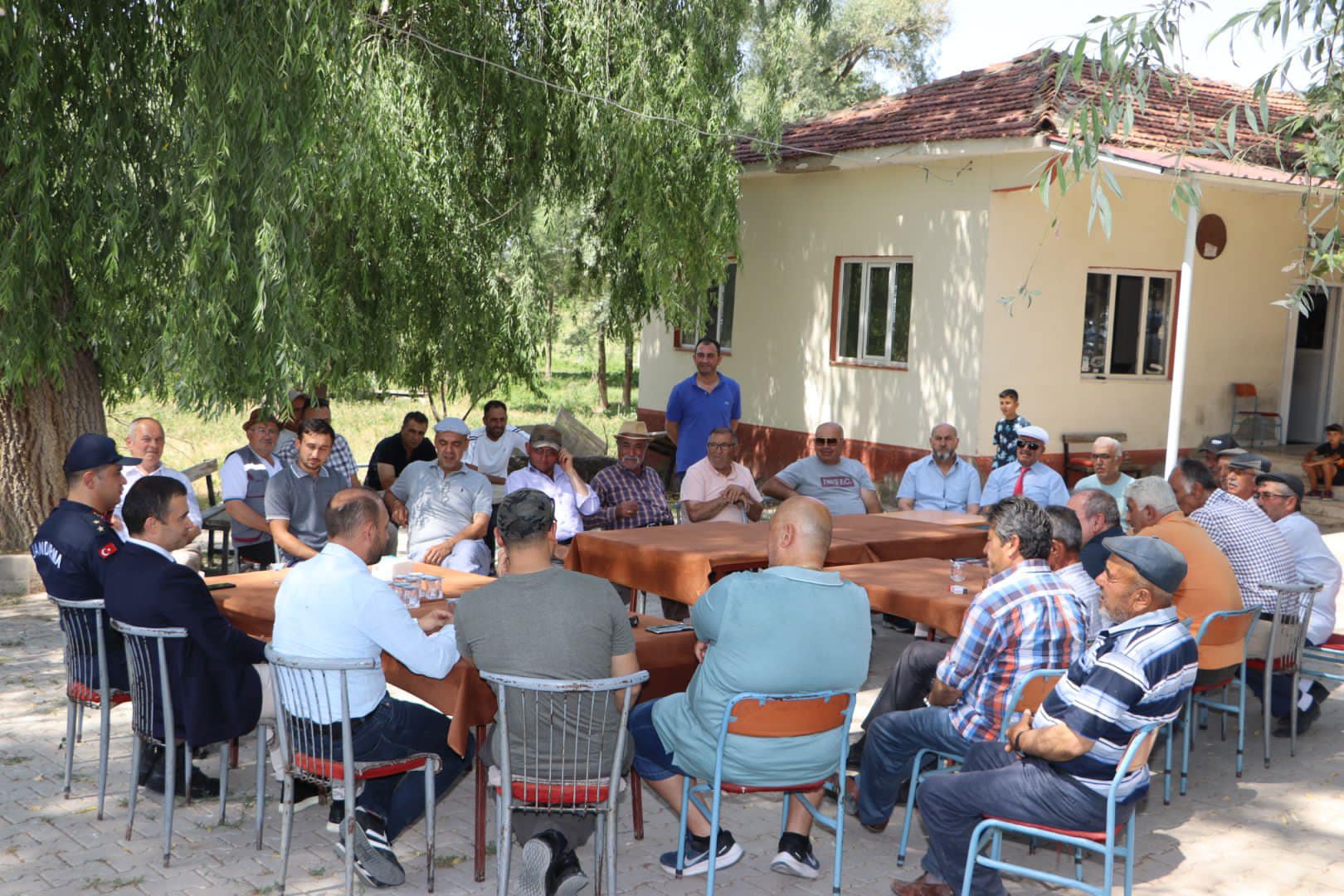 Kaymakam Köyü Ziyaret Ederek Vatandaşları Dinledi