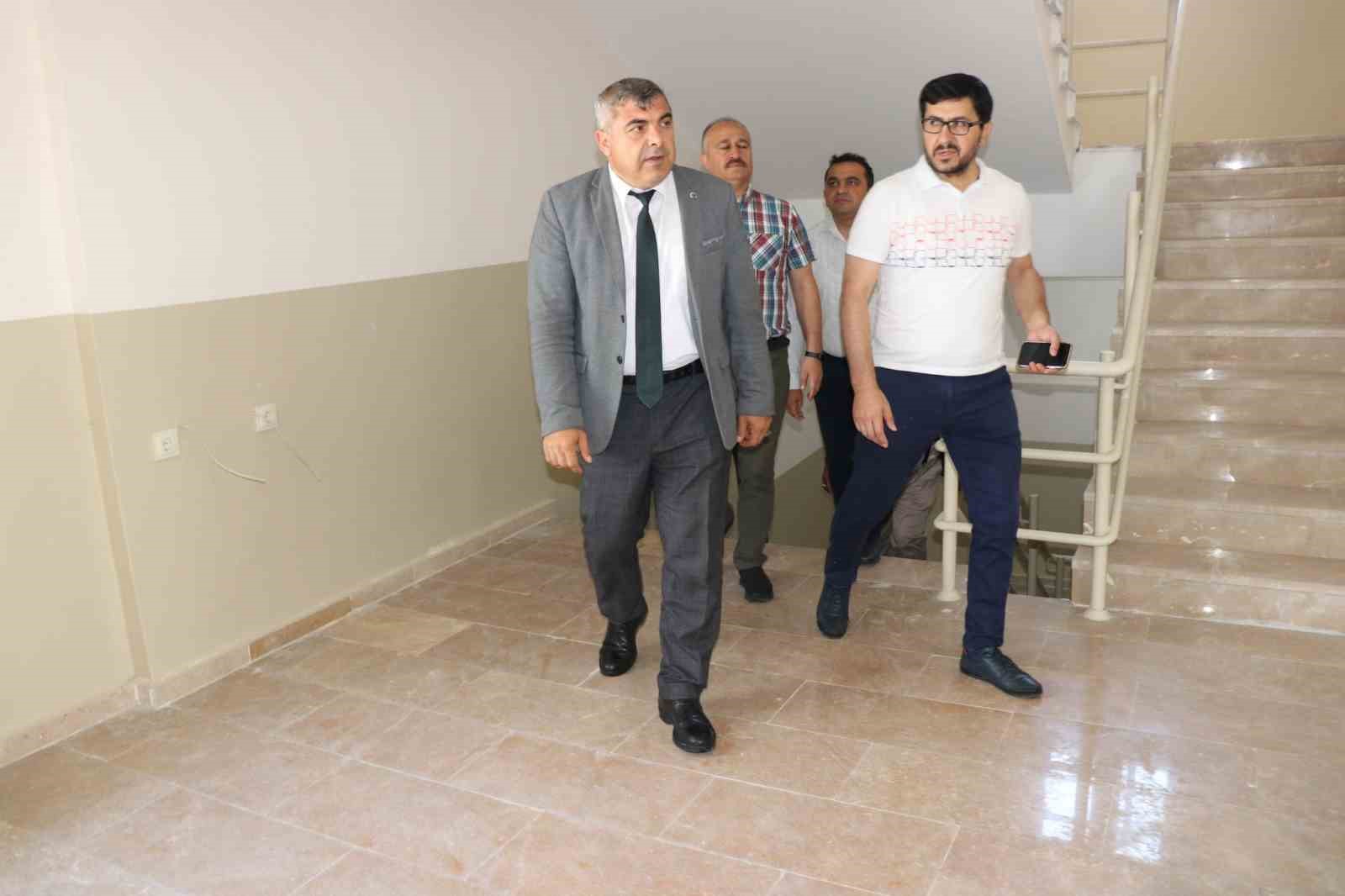 Afyonkarahisar İl Milli Eğitim Müdürü Yaz Döneminde Okulları Ziyaret Ediyor.