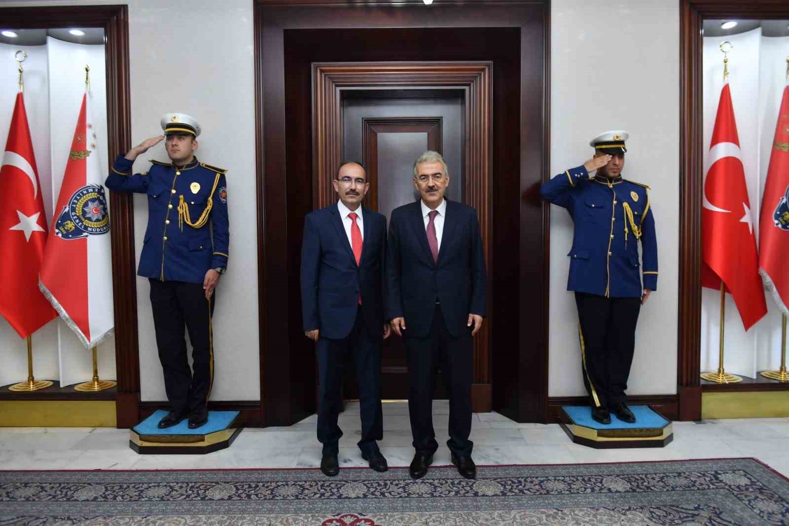 Bilecik Şeyh Edebali Üniversitesi Rektörü Erol Ayyıldız ile buluştu.