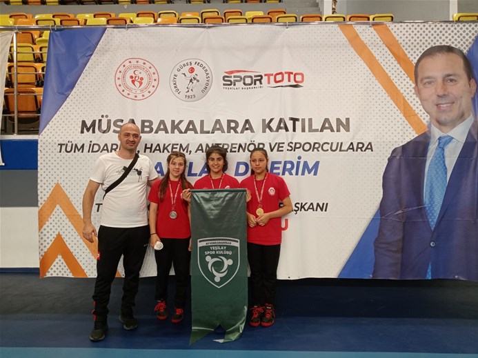 Afyonkarahisar Yeşilay Spor Kulübü'nden büyük başarı