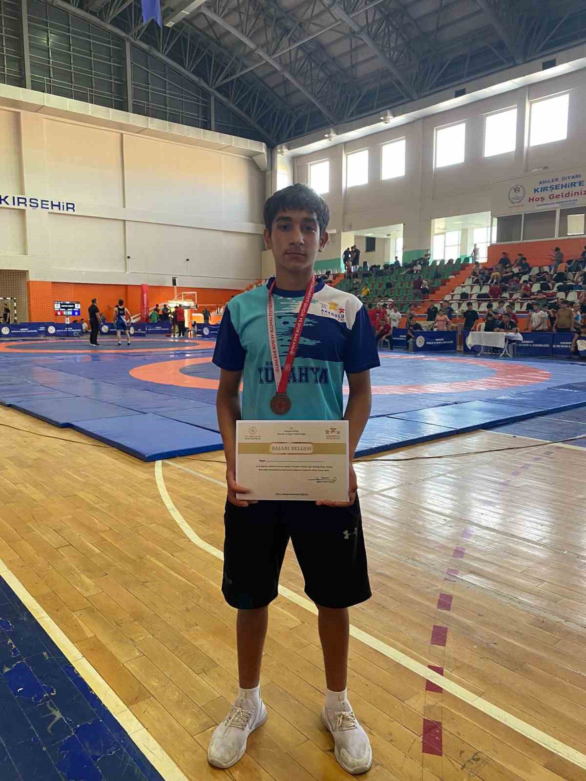 Kocagöbek, Yıldızlar Ligi Güreş Türkiye finallerinde Türkiye üçüncüsü oldu.