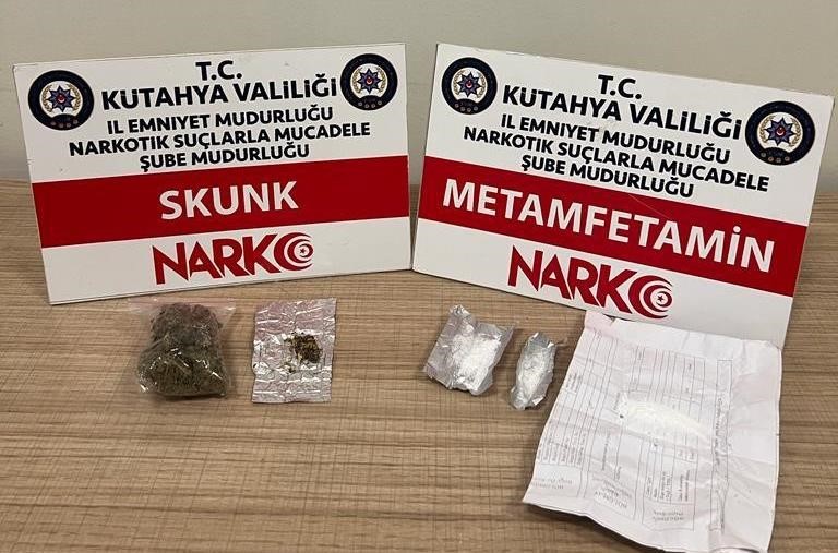 Kütahya'da Yakalanan Şahıstan Uyuşturucu Ele Geçirildi