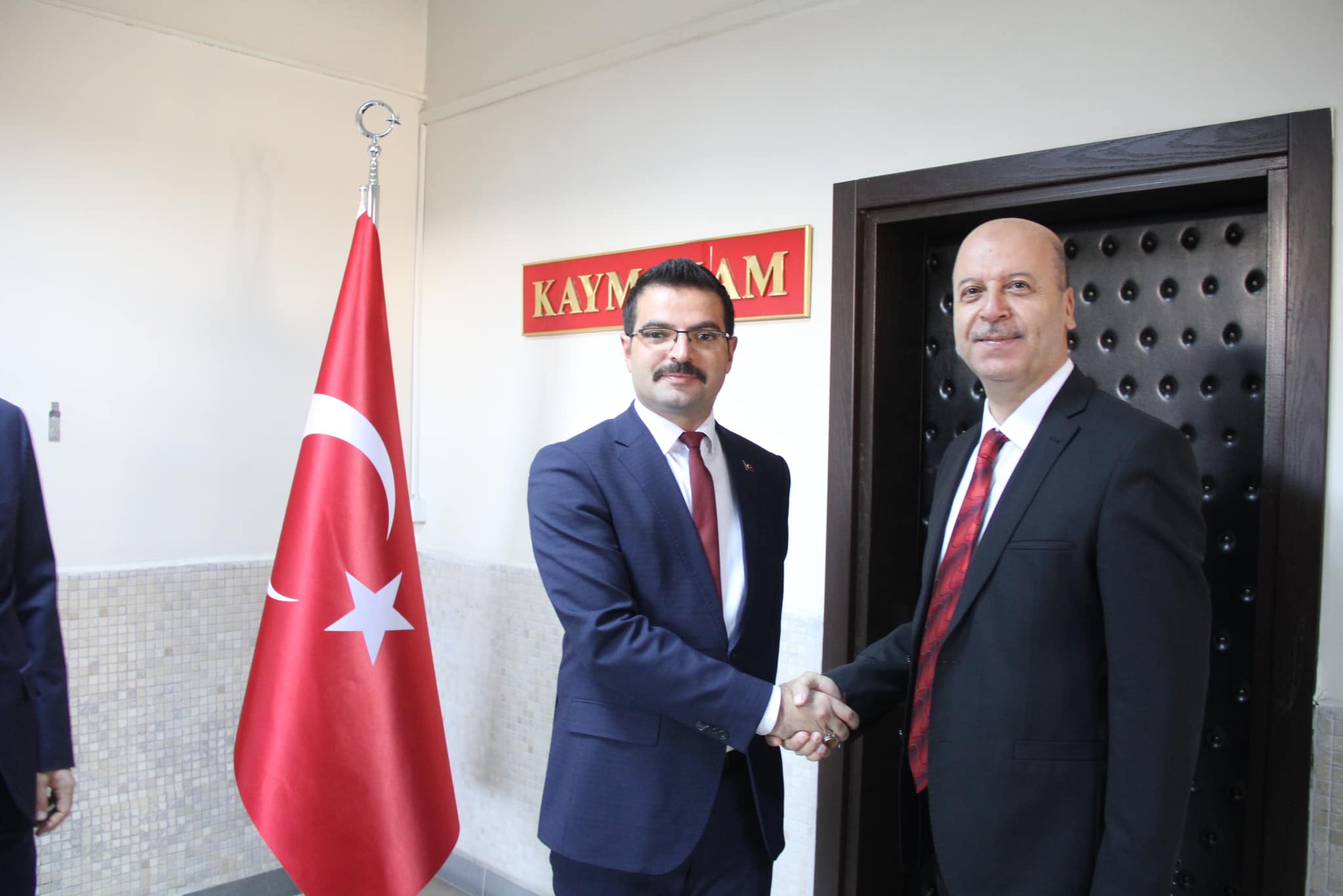 Kaymakam Harun Reşit HAN Tebrikleri Kabul Etti.