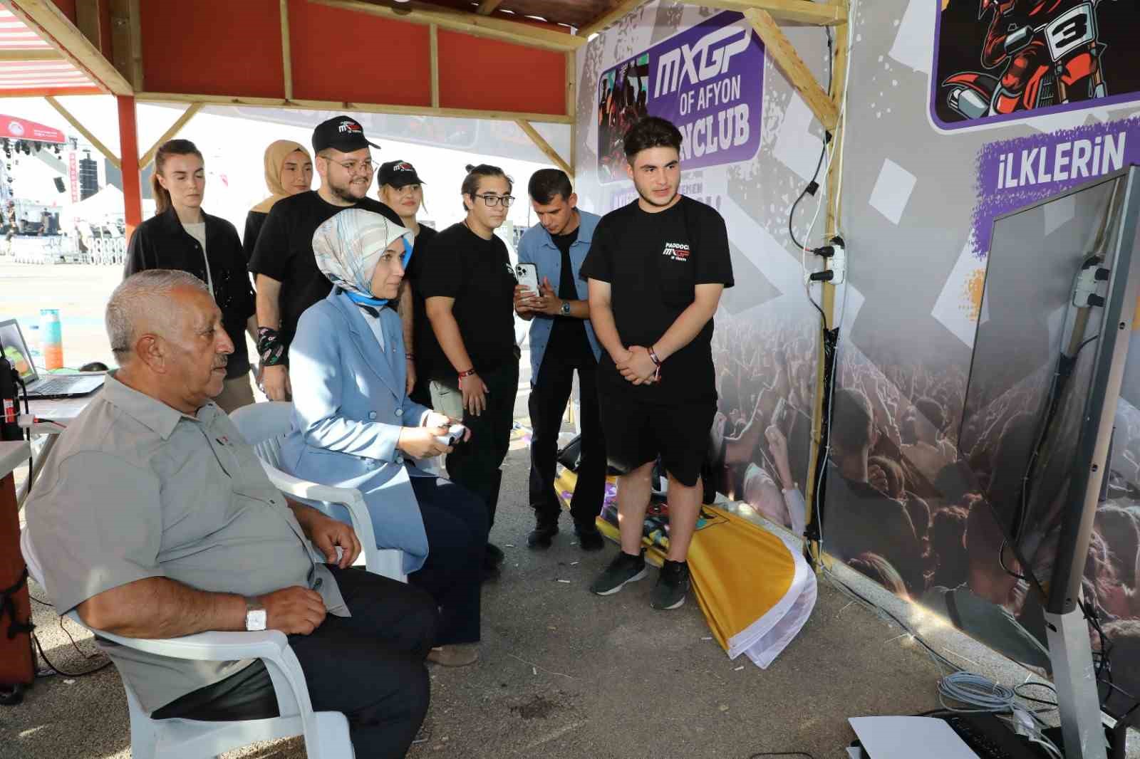 Afyonkarahisar'da Motosiklet Yarışı Oyunu Oynandı!