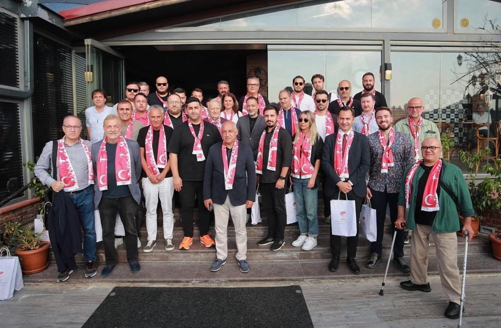 TFF Başkanı, Süper Kupa maçını yurt dışında oynatmak istiyor.