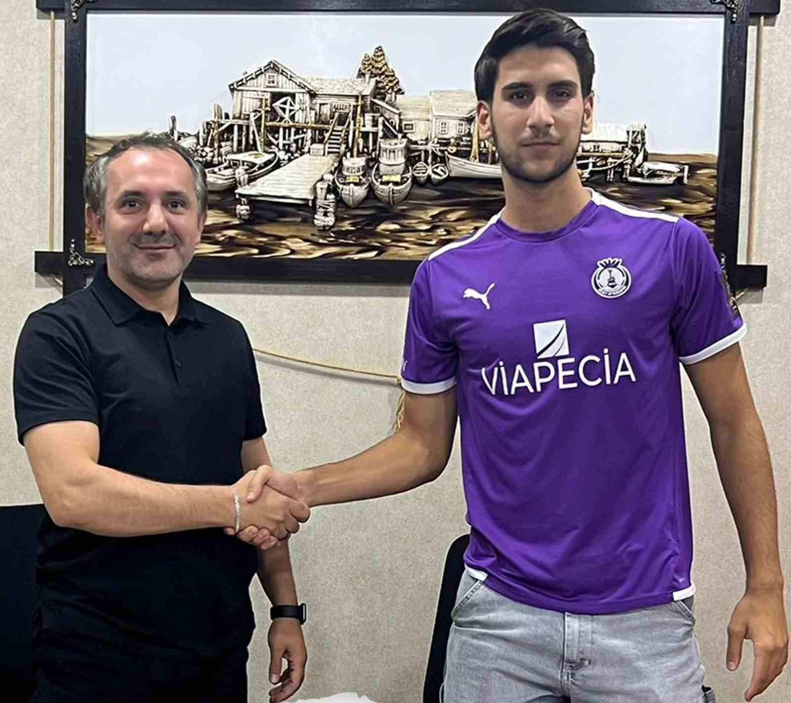 Afyonspor, Şefik Abalı'yı transfer etti.
