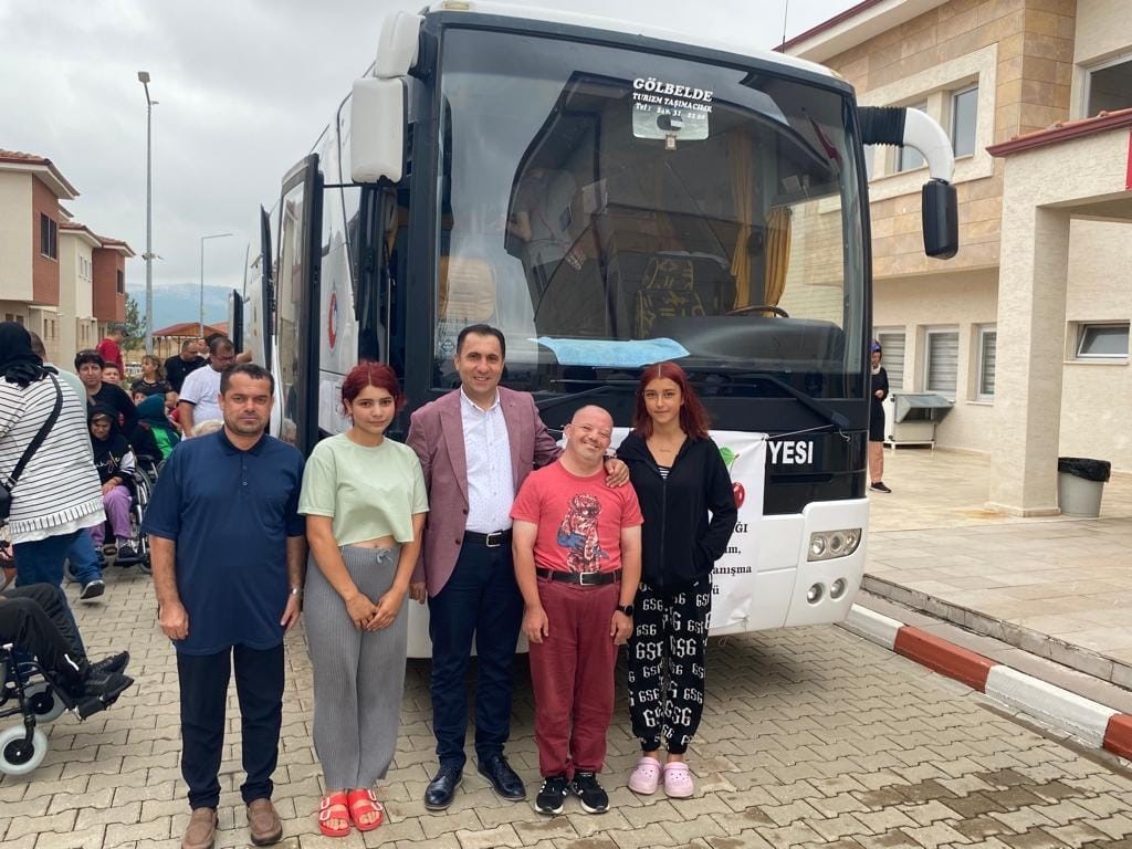 Bilecik Aile ve Sosyal Hizmetler, Isparta'dan gelen çocuklara ev sahipliği yapıyor.
