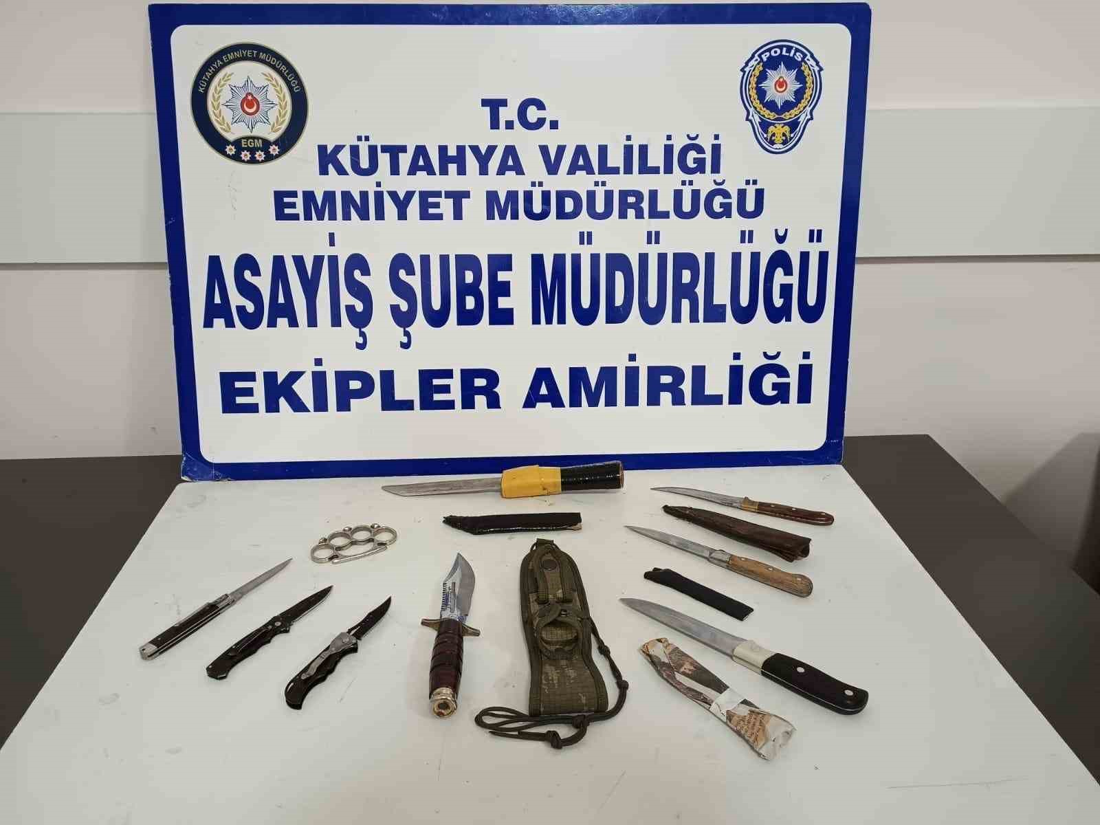 Kütahya'da Yaya Devriye Ekipleri 190 Şahıs ve 25 Araçta Denetim Yaptı