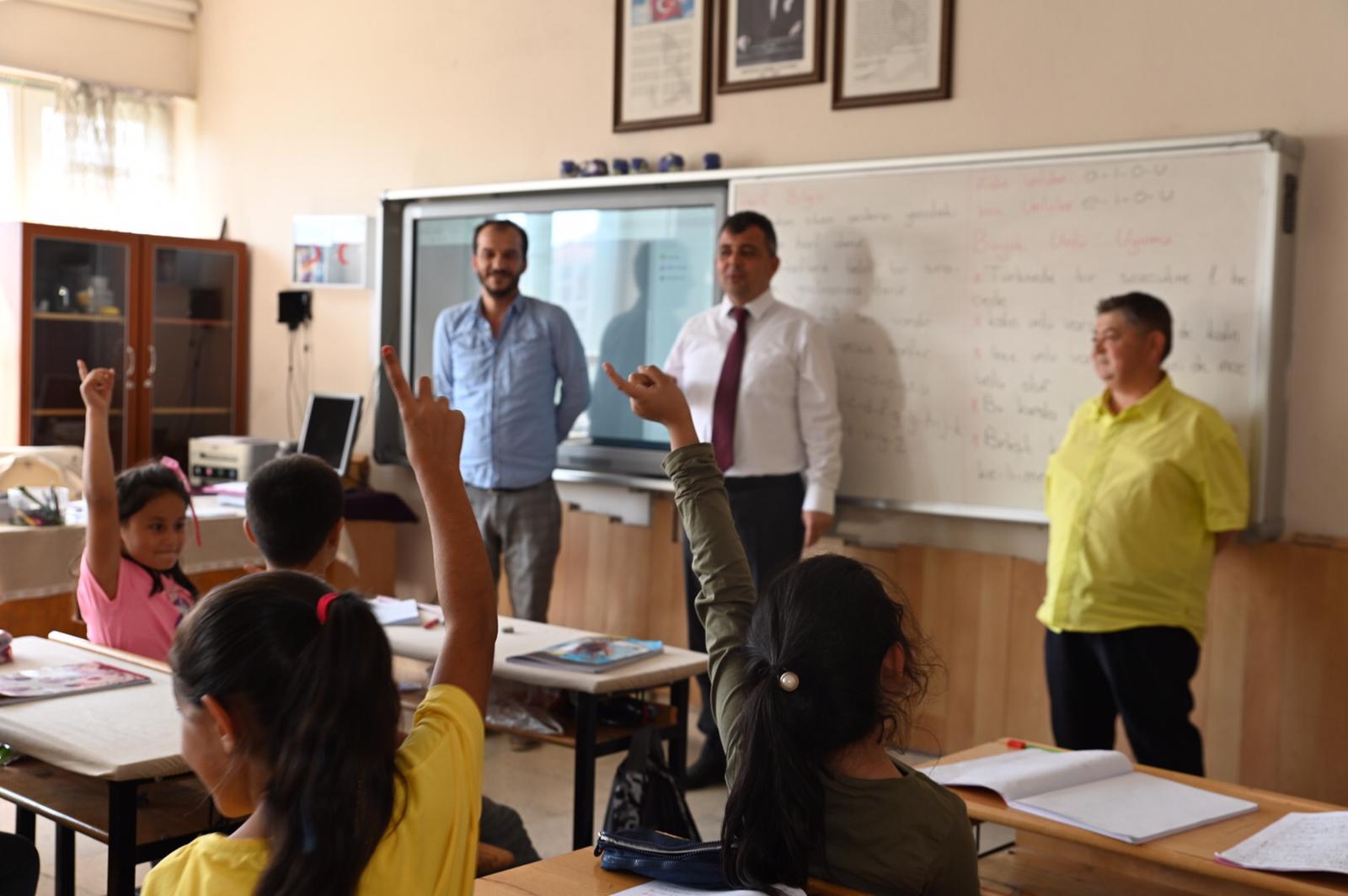 Belediye Başkanı Serkan Koyuncu Okul Ziyareti