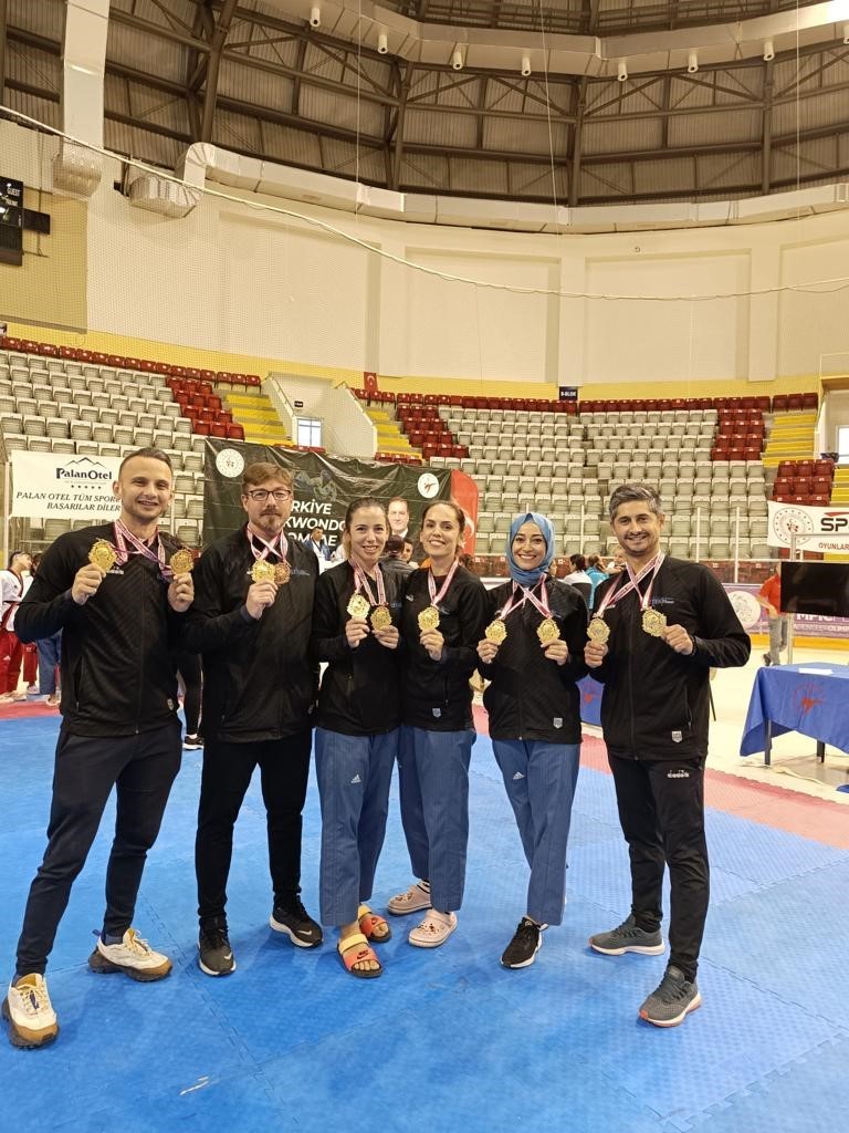 Bozüyük Mutlu Yaşam Spor Kulübü Türkiye Şampiyonası'nda Zafer Kazandı!