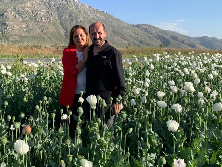  Burcu ve Yasin Köksal çiftine mutluluklar diliyoruz.