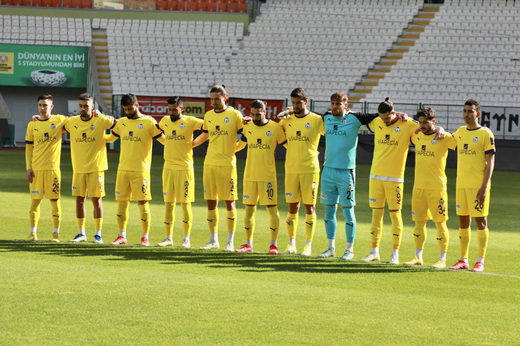 Şimşekler hazırlık maçında Konyaya kaybetti