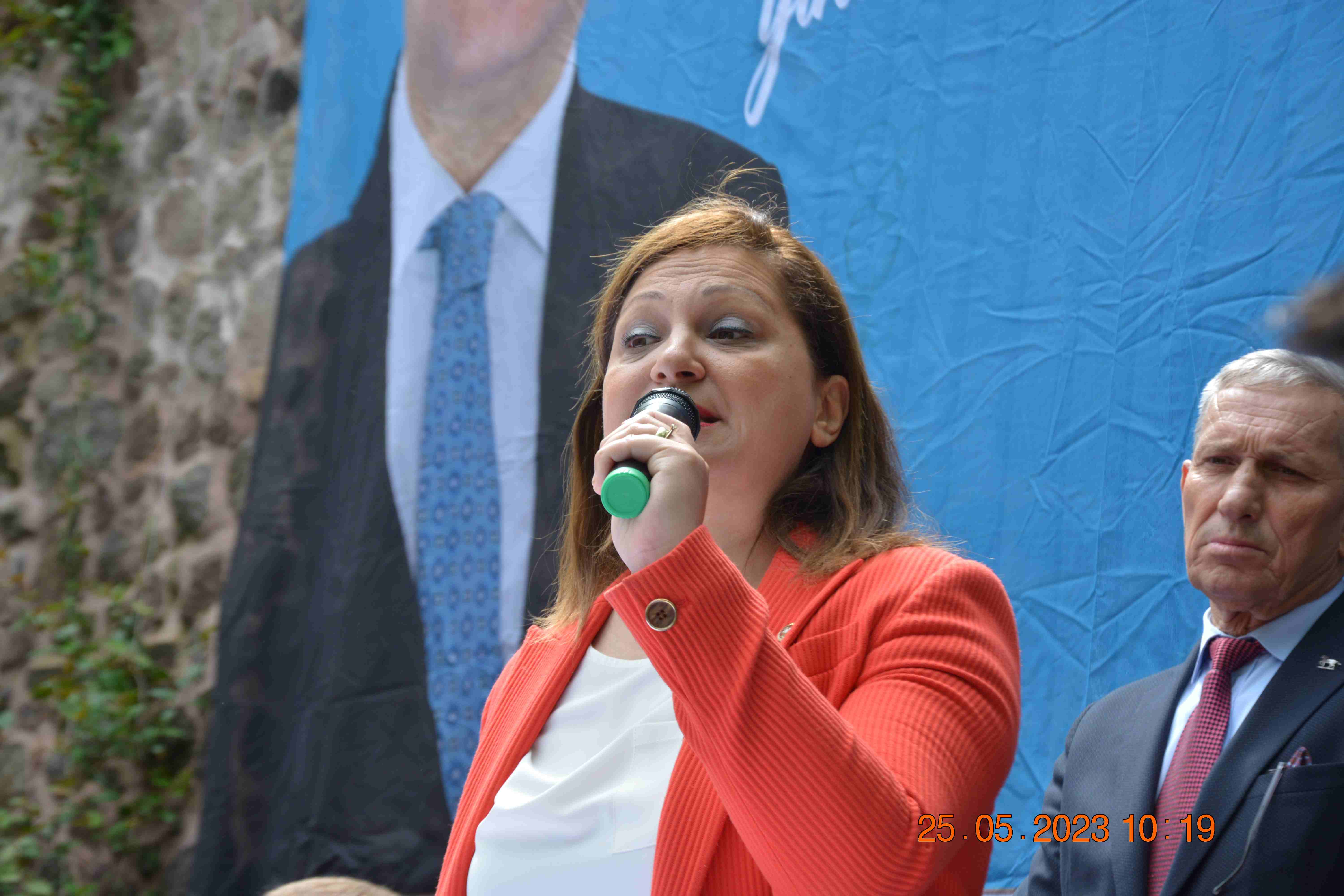 AKP Kara Propaganda Yapıyor